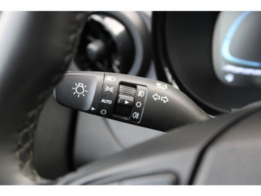Hyundai i10 1.0 Comfort 5-zits Automaat | Airco | Armsteun voor | Elektronisch Stabiliteits Programma ActivLease financial lease