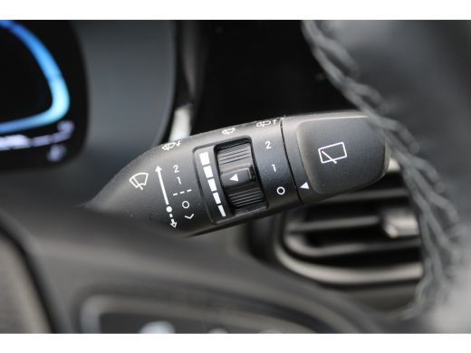 Hyundai i10 1.0 Comfort 5-zits Automaat | Airco | Armsteun voor | Elektronisch Stabiliteits Programma ActivLease financial lease