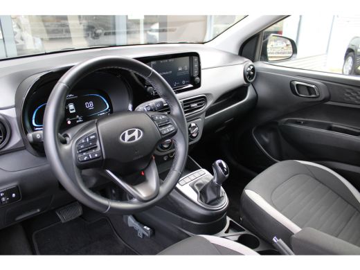Hyundai i10 1.0 Comfort 5-zits Automaat | Airco | Armsteun voor | Elektronisch Stabiliteits Programma ActivLease financial lease