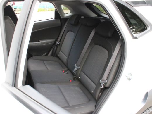 Hyundai Kona 1.6 GDI HEV Fashion ActivLease financial lease