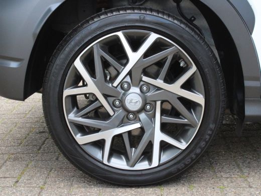 Hyundai Kona 1.6 GDI HEV Fashion ActivLease financial lease