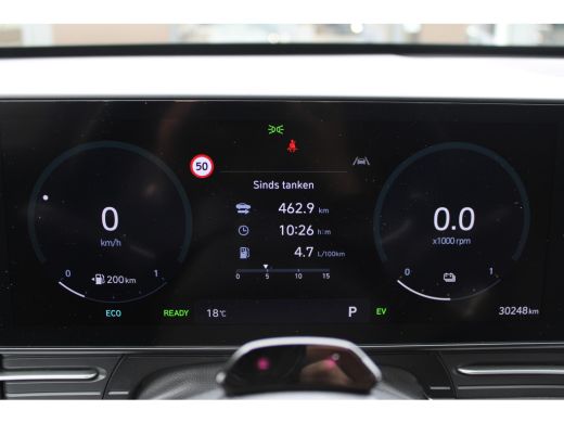 Hyundai Kona 1.6 GDI HEV Premium | Cruise control adaptief met Stop&Go en stuurhulp | Elektrisch bedienbare ac... ActivLease financial lease