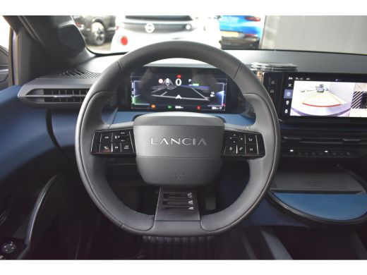 Lancia Ypsilon Edizione Cassina Limitata 51 kWh | Elektr. Stoelen | Massage | Navigatie HUB | Achteruitrijcamera... ActivLease financial lease