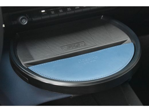 Lancia Ypsilon Edizione Cassina Limitata 51 kWh | Elektr. Stoelen | Massage | Navigatie HUB | Achteruitrijcamera... ActivLease financial lease