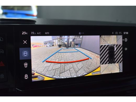 Lancia Ypsilon Edizione Cassina Limitata 51 kWh | Elektr. Stoelen | Massage | Navigatie HUB | Achteruitrijcamera... ActivLease financial lease