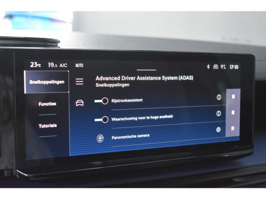 Lancia Ypsilon Edizione Cassina Limitata 51 kWh | Elektr. Stoelen | Massage | Navigatie HUB | Achteruitrijcamera... ActivLease financial lease