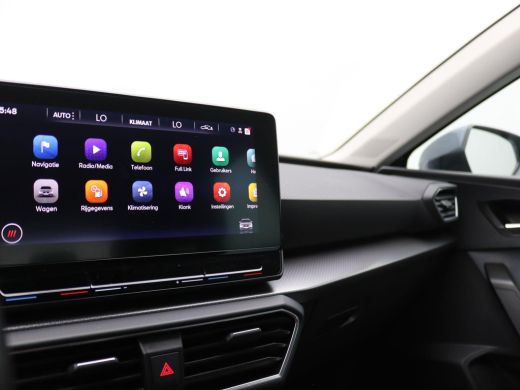 Seat Leon 1.5 eTSI Style Business Intense 150PK DSG Adaptive Cruise Control, Navigatie, Achteruitrijcamera,... ActivLease financial lease