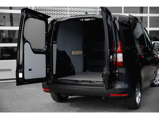 Volkswagen Caddy Comfort | DSG 122 pk | Digitaal Dashboard | Navi By App | App Connect ActivLease financial lease