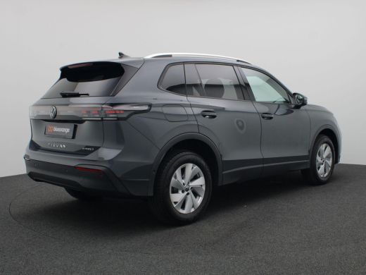 Volkswagen Tiguan 1.5 eHybrid Life Edition 204PK DSG Achteruitrijcamera, Adaptieve Cruise Controle, Navi via Apple ... ActivLease financial lease