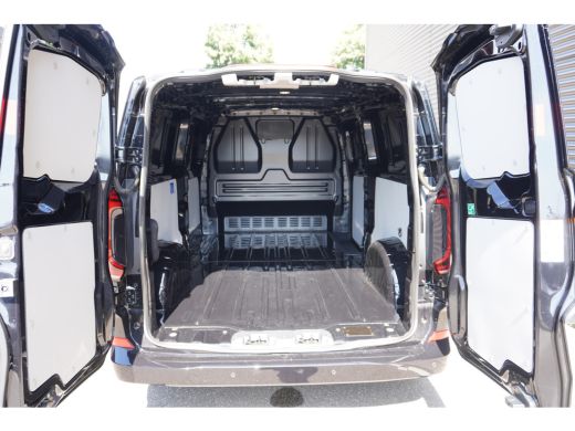 Volkswagen Transporter 2.0 TDI L2H1 28 Bulli 150 pk Aut., Climatronic, Alarm, Navigatie, LED verlichting ActivLease financial lease