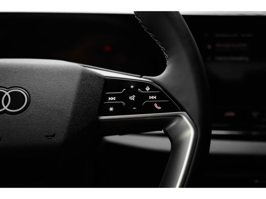 Audi A6 Avant S edition 204pk | Rondomzicht Camera | Ledere Bekleding | Elek. Stoelen | 20''LMV ActivLease financial lease