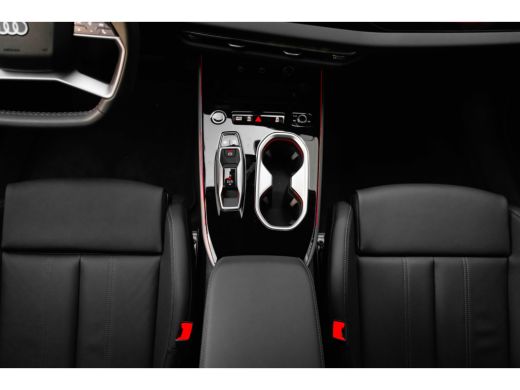 Audi A6 Avant S edition 204pk | Rondomzicht Camera | Ledere Bekleding | Elek. Stoelen | 20''LMV ActivLease financial lease