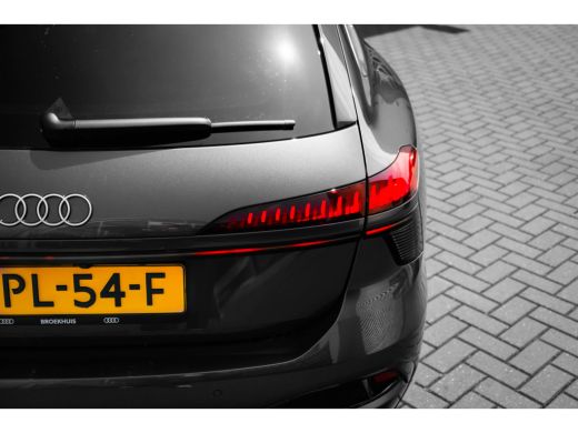Audi A6 Avant S edition 204pk | Rondomzicht Camera | Ledere Bekleding | Elek. Stoelen | 20''LMV ActivLease financial lease