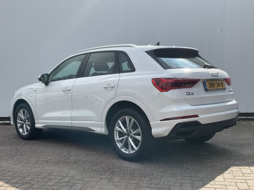 Audi Q3 45 TFSI e PHEV S edition Dig.Display S-line Full Navi Plug-in Carplay ActivLease financial lease