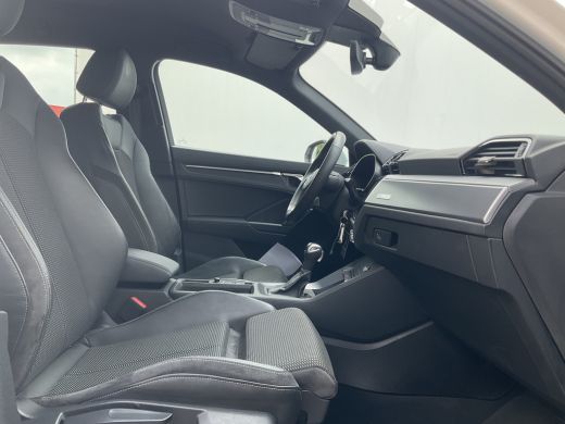 Audi Q3 45 TFSI e PHEV S edition Dig.Display S-line Full Navi Plug-in Carplay ActivLease financial lease