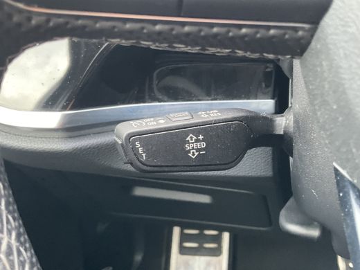 Audi Q3 45 TFSI e PHEV S edition Dig.Display S-line Full Navi Plug-in Carplay ActivLease financial lease