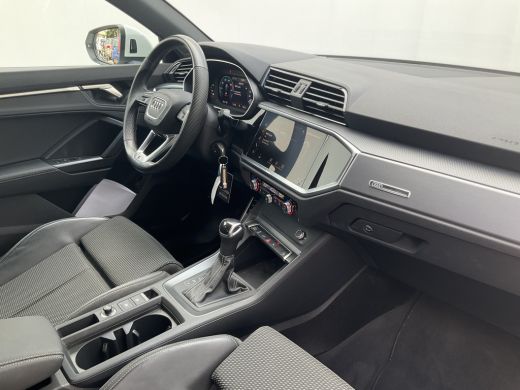 Audi Q3 45 TFSI e PHEV S edition Dig.Display S-line Full Navi Plug-in Carplay ActivLease financial lease