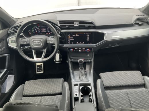 Audi Q3 45 TFSI e PHEV S edition Dig.Display S-line Full Navi Plug-in Carplay ActivLease financial lease