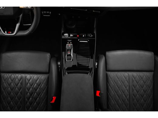 Audi Q6 e-tron S edition 100 kWh 388 PK | Ledere Bekleding | Panoramadak | Rondomzicht Camera | B&O audio ActivLease financial lease