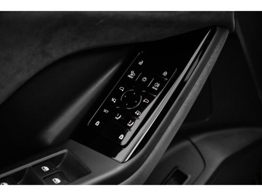 Audi Q6 e-tron S edition 100 kWh 388 PK | Ledere Bekleding | Panoramadak | Rondomzicht Camera | B&O audio ActivLease financial lease