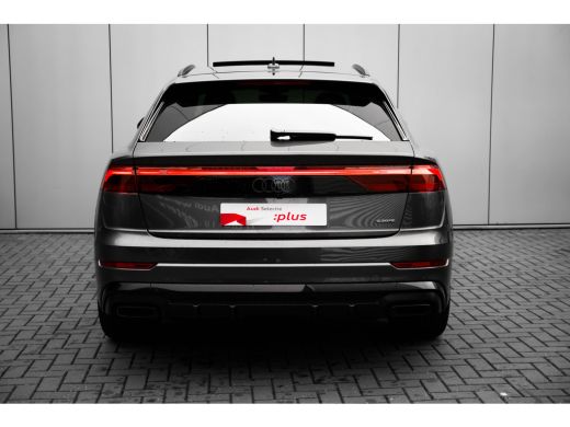 Audi Q8 55 TFSI e quattro Pro Line S Panoramadak | B&O premium 3D | Head-Up Display | Trekhaak | Elektris... ActivLease financial lease