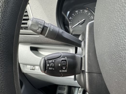 Citroën Jumpy 2.0 BlueHDI 123 PK / L2H1 / 1e EIG. / IMPERIAAL / TREKHAAK / 2.500 KG AHG / AIRCO / CRUISE ActivLease financial lease