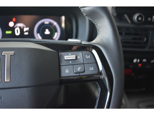 Fiat E-Doblò 136 L1 50 kWh 3 Fase | Adaptive Cruise | Betimmering | Stuurverwarming | Climate Control | Keyles... ActivLease financial lease