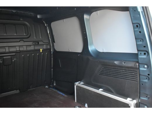 Fiat E-Doblò 136 L1 50 kWh 3 Fase | Adaptive Cruise | Betimmering | Stuurverwarming | Climate Control | Keyles... ActivLease financial lease