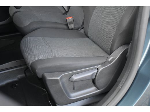 Fiat E-Doblò 136 L1 50 kWh 3 Fase | Adaptive Cruise | Betimmering | Stuurverwarming | Climate Control | Keyles... ActivLease financial lease