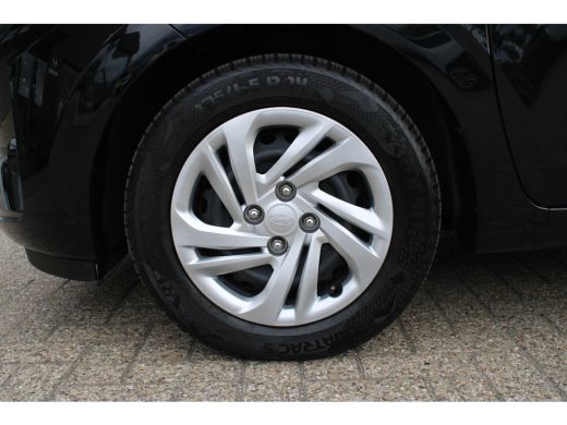 Hyundai i10 1.0 Comfort Automaat | Actieve rijbaanassistentie (LKA) | Isofix bevestigingspunten op de passagi... ActivLease financial lease