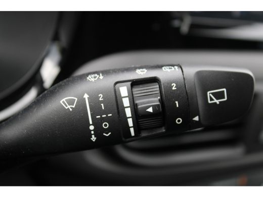 Hyundai i10 1.0 Comfort Automaat | Actieve rijbaanassistentie (LKA) | Isofix bevestigingspunten op de passagi... ActivLease financial lease