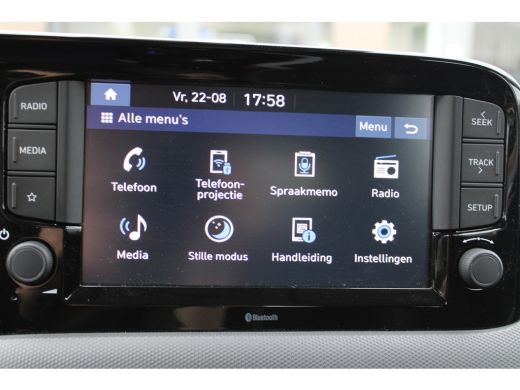 Hyundai i10 1.0 Comfort Automaat | Actieve rijbaanassistentie (LKA) | Isofix bevestigingspunten op de passagi... ActivLease financial lease