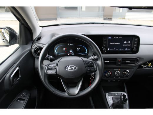 Hyundai i10 1.0 Comfort Automaat | Actieve rijbaanassistentie (LKA) | Isofix bevestigingspunten op de passagi... ActivLease financial lease