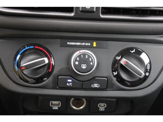 Hyundai i10 1.0 Comfort Smart | Achteruitrijcamera | Airco | Audio-navigatie full map ActivLease financial lease