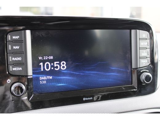 Hyundai i10 1.0 Comfort Smart | Achteruitrijcamera | Armsteun voor | Audio-navigatie full map ActivLease financial lease