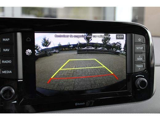 Hyundai i10 1.0 Comfort Smart | Achteruitrijcamera | Armsteun voor | Audio-navigatie full map ActivLease financial lease