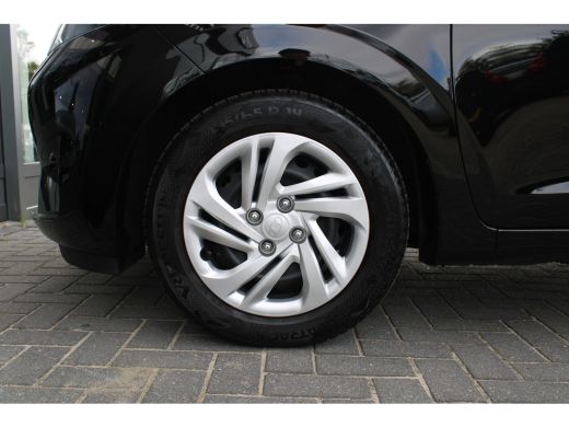 Hyundai i10 1.0 Comfort Smart | Achteruitrijcamera | Armsteun voor | Audio-navigatie full map ActivLease financial lease