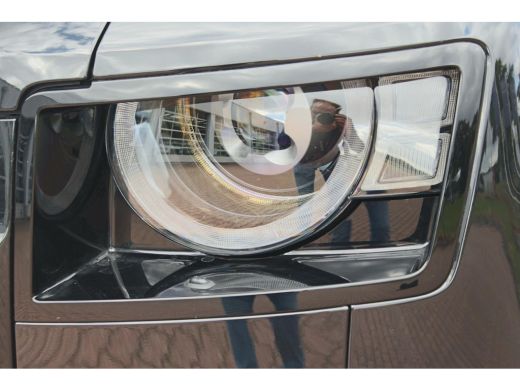 Land Rover Defender 110 2.0 P300e 110 X-Dynamic HSE ActivLease financial lease