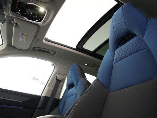 Lynk & Co 01 1.5 | Afwijkende dakkleur | Airco (automatisch) | Apple Carplay/Android Auto|telefoonintegratie p... ActivLease financial lease