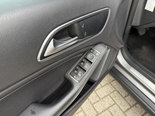 Mercedes-Benz GLA 220 d Ambition 177 PK Led Xenon ActivLease financial lease