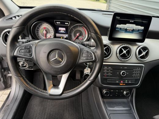 Mercedes-Benz GLA 220 d Ambition 177 PK Led Xenon ActivLease financial lease