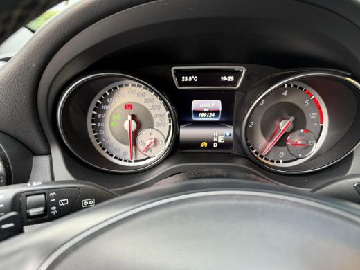 Mercedes-Benz GLA 220 d Ambition 177 PK Led Xenon ActivLease financial lease