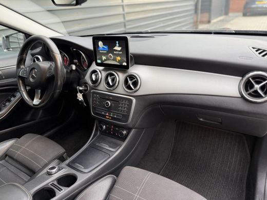 Mercedes-Benz GLA 220 d Ambition 177 PK Led Xenon ActivLease financial lease