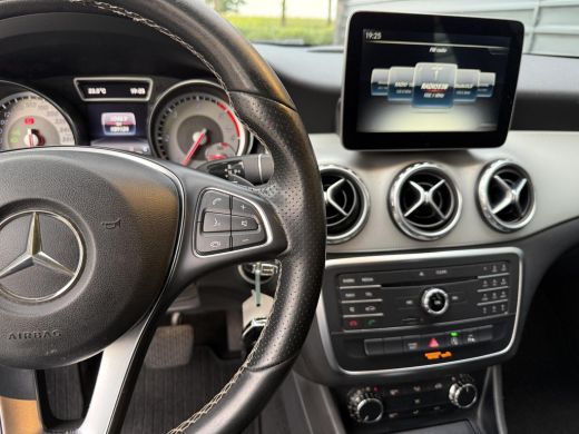 Mercedes-Benz GLA 220 d Ambition 177 PK Led Xenon ActivLease financial lease