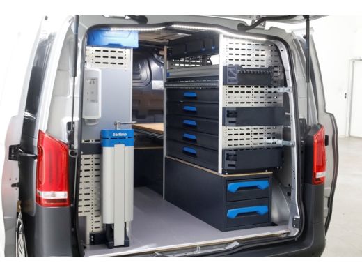 Mercedes-Benz Vito 114 CDI 136pk Compact 9G Automaat 2x Schuifdeur/LED/Camera/Navi/Inrichting 05-2022 ActivLease financial lease