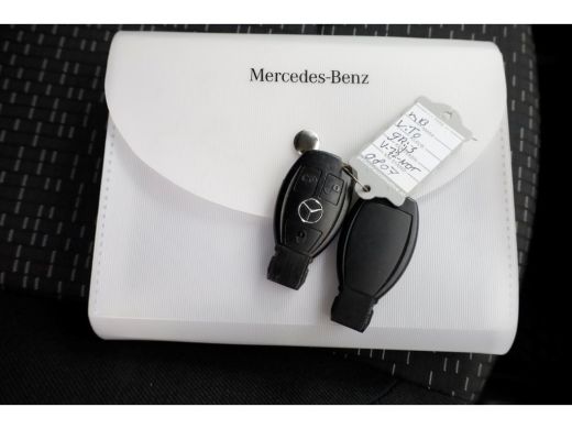 Mercedes-Benz Vito 114 CDI 136pk Compact 9G Automaat 2x Schuifdeur/LED/Camera/Navi/Inrichting 05-2022 ActivLease financial lease