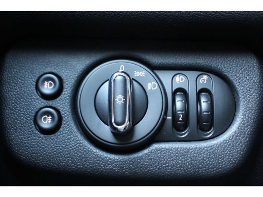 Mini Clubman 1.5 | NL-AUTO! | 1 EIGENAAR! | CLIMA | CRUISE | PARKEERSENSOREN | LMV | DEALER OH! | PRACHTIGE ST... ActivLease financial lease