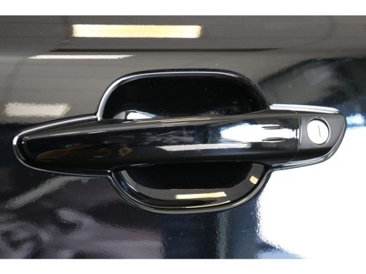 Peugeot 2008 1.2 PureTech 130PK EAT8 GT | Navi | Adaptive Cruise | Clima | Camera V+A | Parkeersensoren V+A | ... ActivLease financial lease