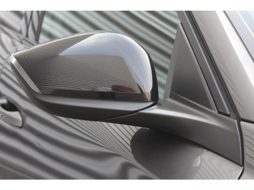 Peugeot 308 SW 1.2 PURETECH 130PK GT PACK AUTOMAAT / NAVI / LEDER / CLIMA / PDC / 18" LMV / CAMERA / KEYLESS ... ActivLease financial lease