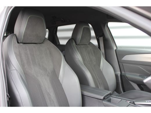 Peugeot 308 SW 1.2 PURETECH 130PK GT PACK AUTOMAAT / NAVI / LEDER / CLIMA / PDC / 18" LMV / CAMERA / KEYLESS ... ActivLease financial lease